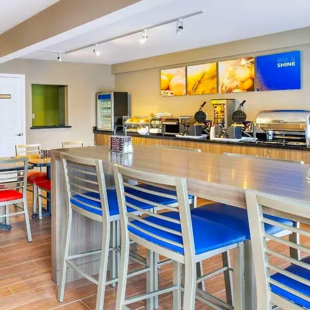 Comfort Inn Magnetic Hill 
